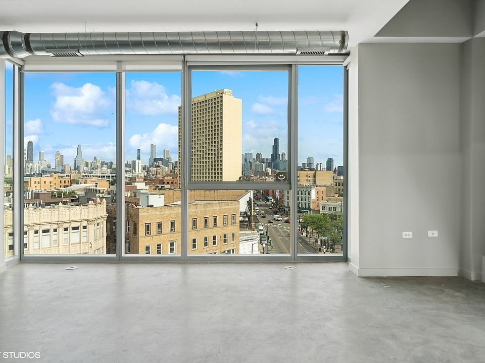 1st image of 1255 N Milwaukee Ave #708