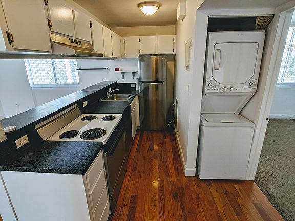 3rd image of 1301 S Howard Ave APT B4