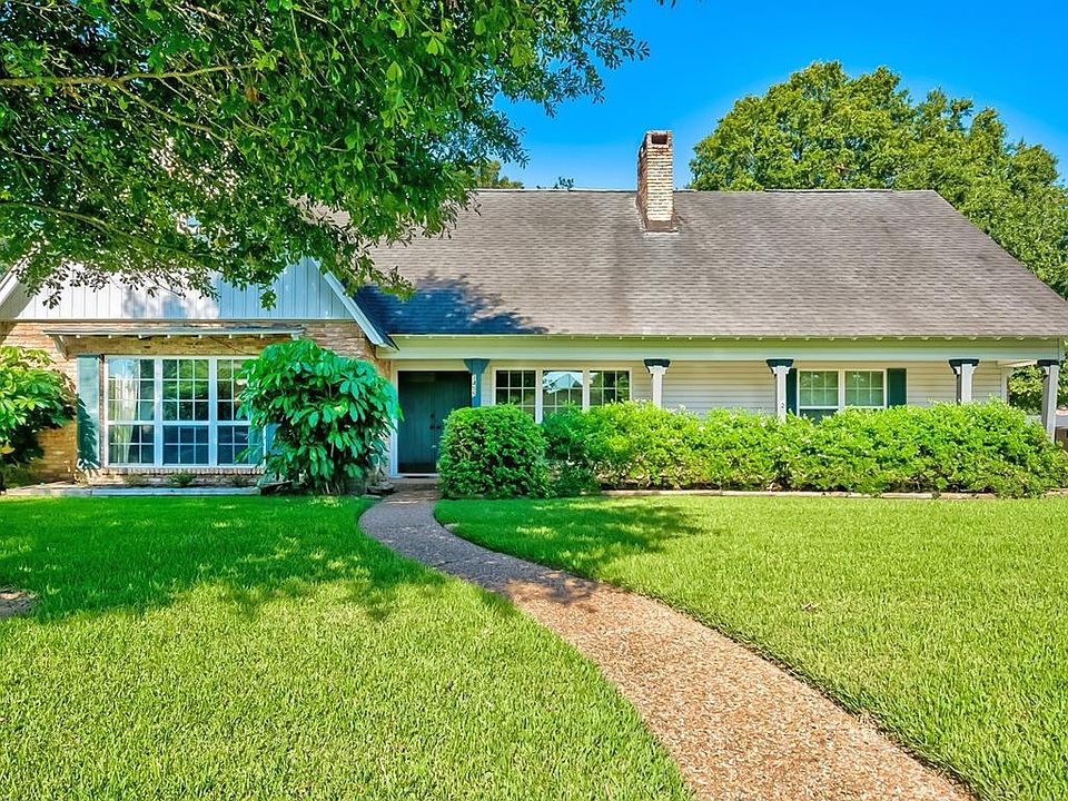 1455 Howell St Beaumont TX 77706 Zillow