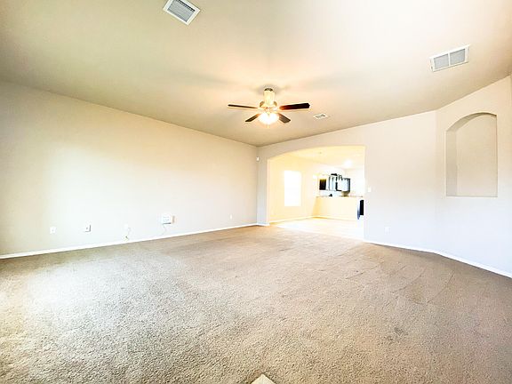5th image of 14613 Meadow Lawn