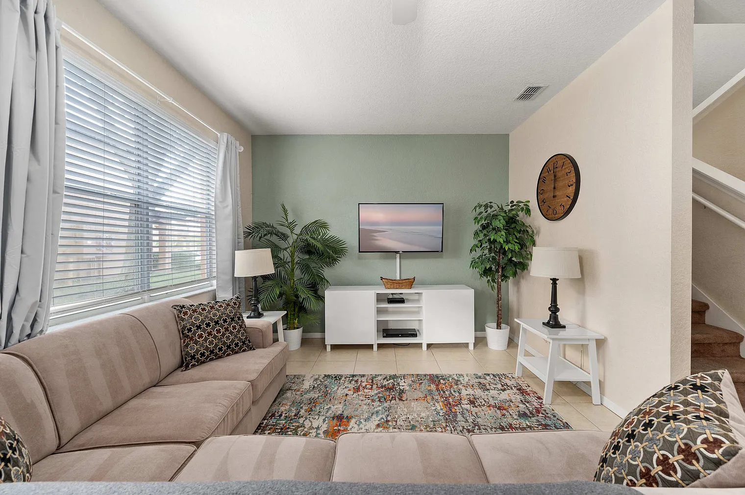3 bed, 3.0 bath, 1453 sqft, $2,922 — Photo 3