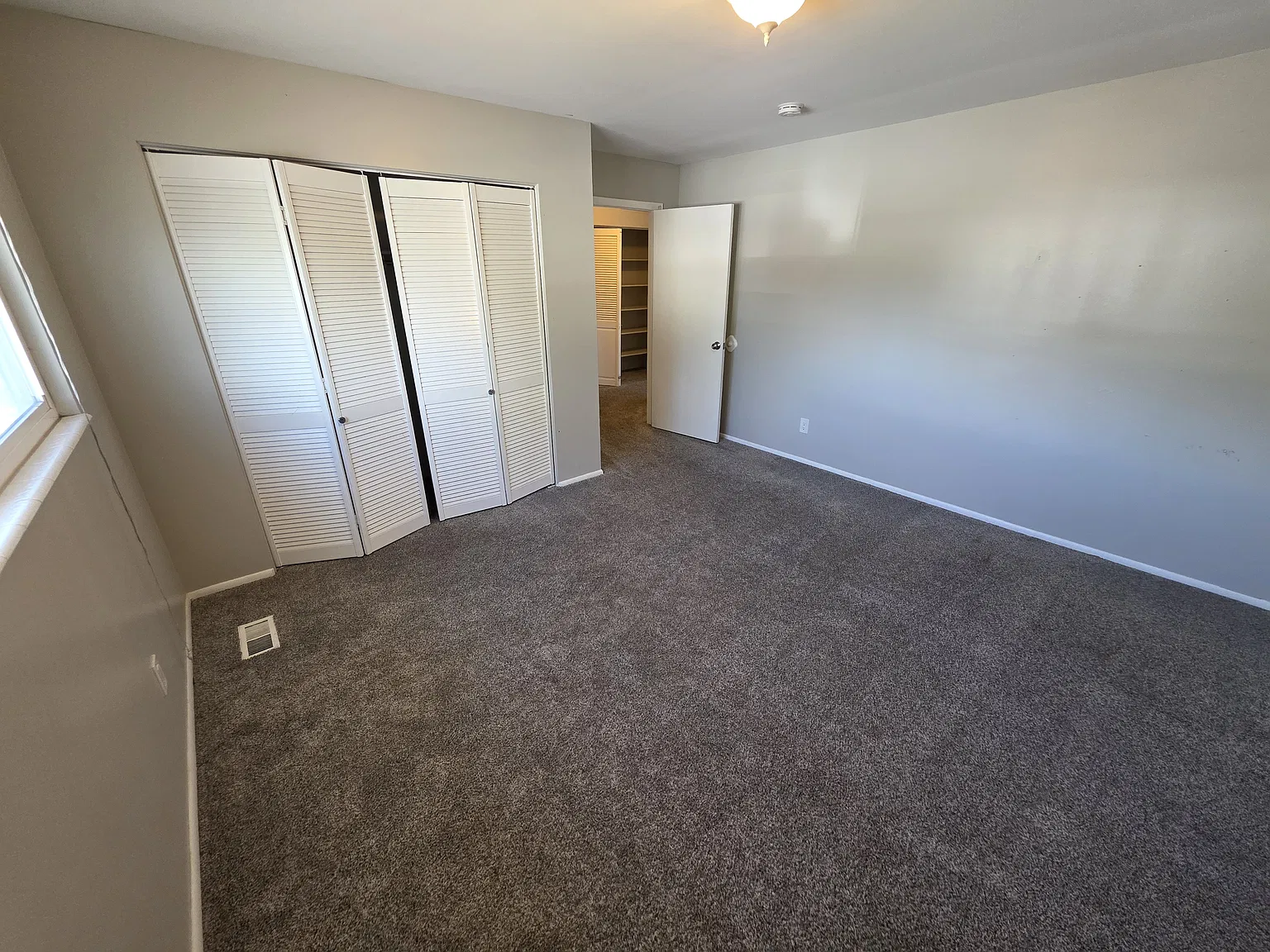 2 bed, 1500 sqft, $1,450 — Photo 3