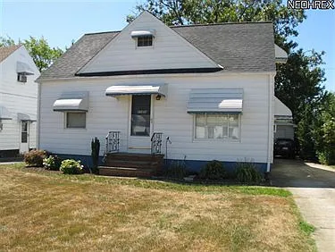 21400 Franklin Rd photo 1