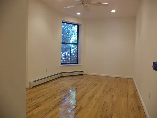 Rented by L.Nelson & Associates | media 5