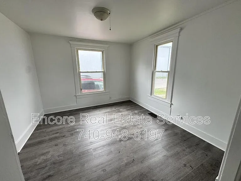 518 Maple Ave — Photo 5