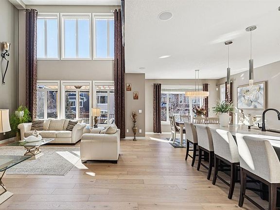 3rd image of 11 E Aspen Vista Way SW