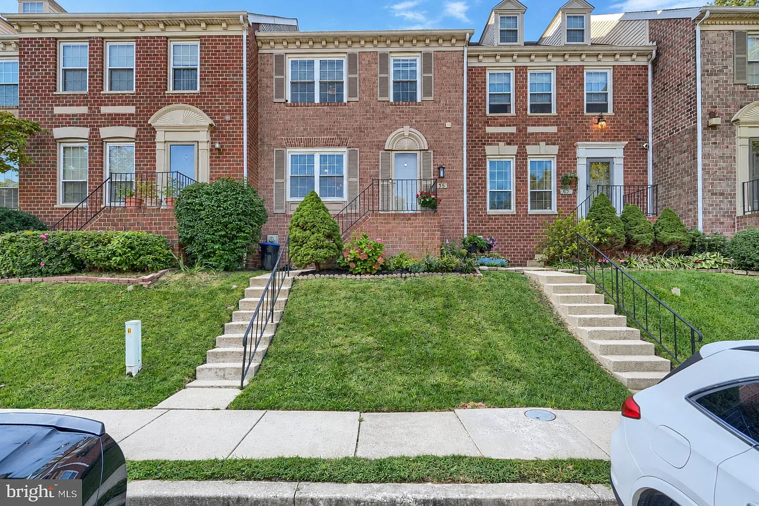 3 bed, 4.0 bath, 1428 sqft, $2,850 — Photo 1