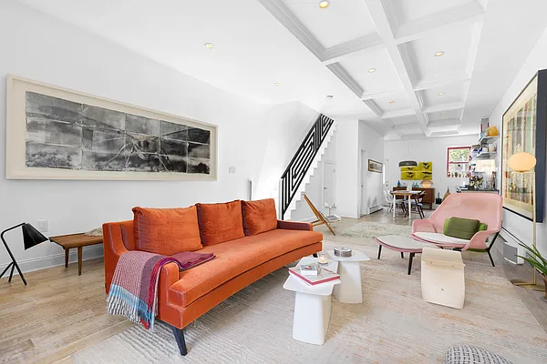 Rented by Compass | media 12