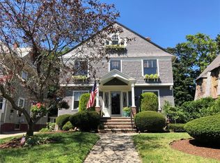 73 Bluff Ave, Cranston, RI 02905