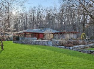 27 Pond Meadow Ln, Croton On Hudson, NY 10520