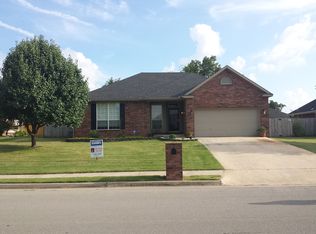 3071 Birch Pl, Springdale, AR 72762