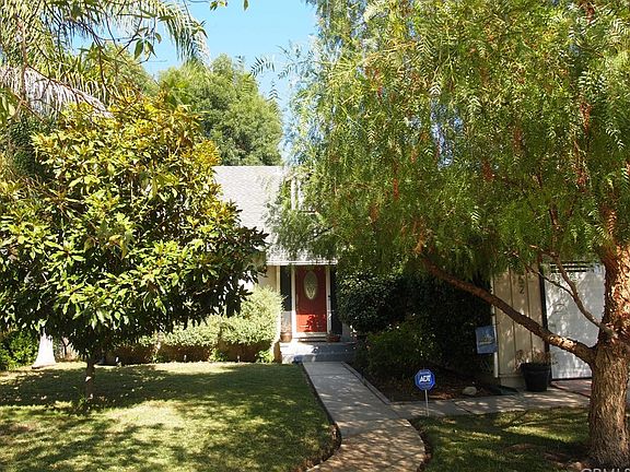 3rd image of 6552 Ponce Ave