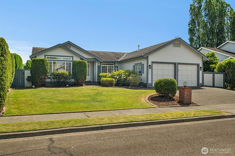 2nd image of 3050 Chelsea Lane