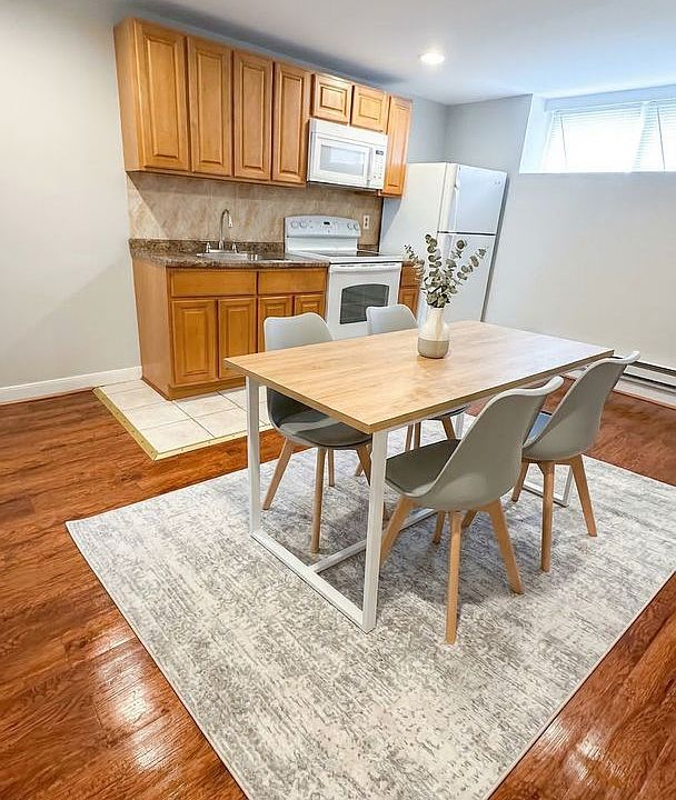 2nd image of 1422 67th Ave #Basement