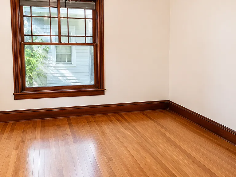 714 W Liberty St #1 — Photo 10
