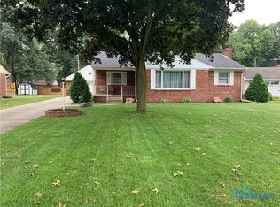 610 Brookside Dr, Swanton, OH 43558