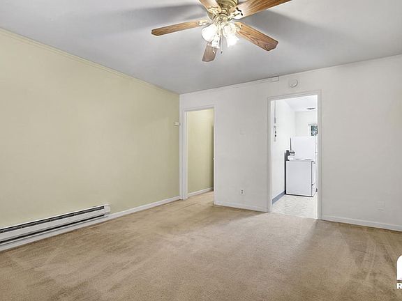 4th image of 420 S 3rd St #3