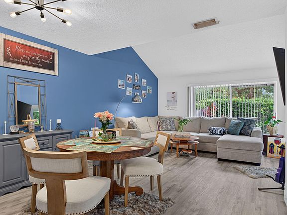4th image of 3320 Deer Creek Alba Cir
