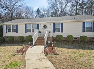 105 Mallard Creek Dr, Graham, NC 27253