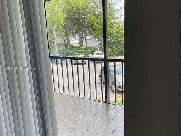 5th image of 3125 Oakland Shores Dr #B209