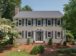 30 Hemlock Dr, Pembroke, MA 02359