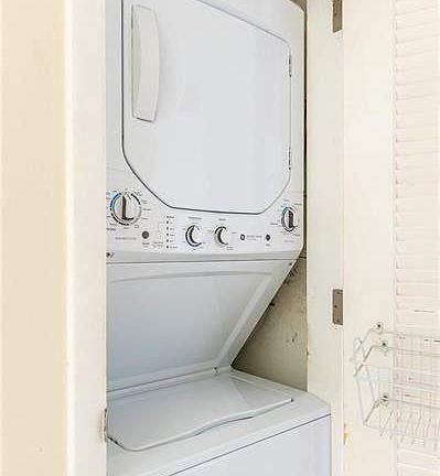 3rd image of 640 Tennis Club Dr APT 301