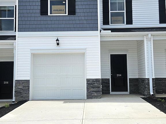 2nd image of 208 Sunny Dr