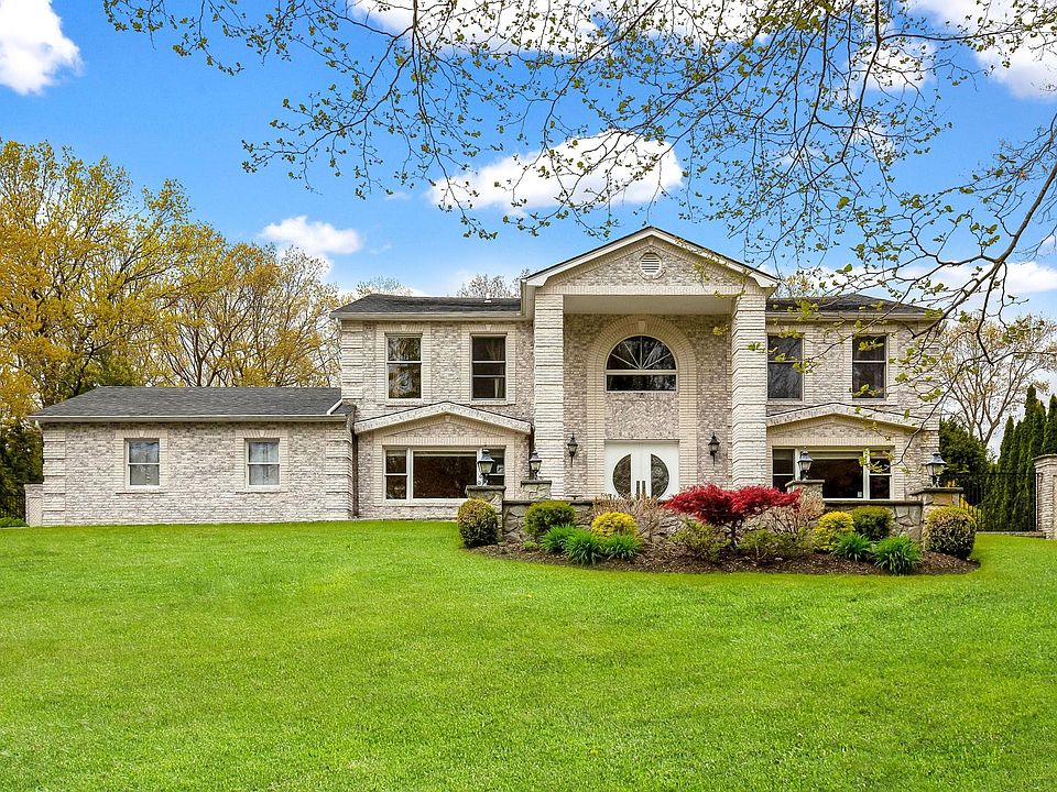1st image of 85 Wildwood Dr