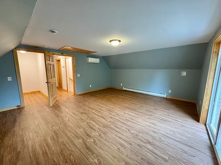 246 Green Lake Rd — Photo 11