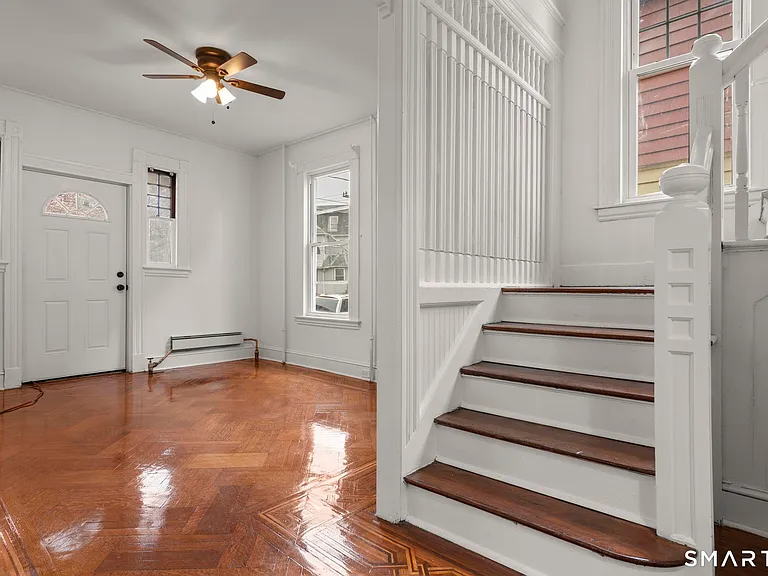 37 Johnson St — Photo 14
