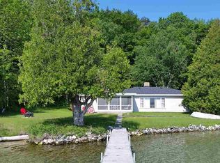 1015 Shorewood Dr, Frankfort, MI 49635