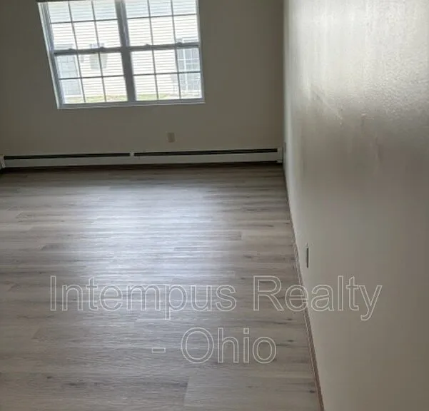 7465 Huntington Dr #5 — Photo 14