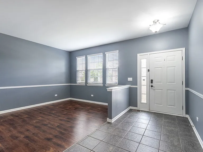 14610 General Dr — Photo 2