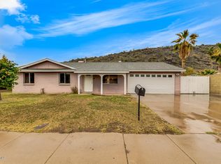 1636 W Calavar Rd, Phoenix, AZ 85023