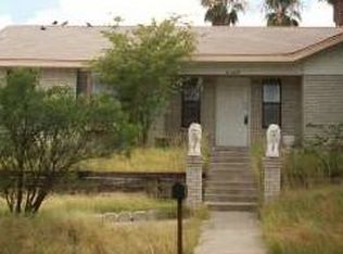 2402 Zacatecas Dr, Eagle Pass, TX 78852