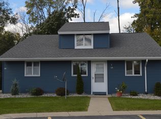 197 N Main St #15, Freeland, MI 48623