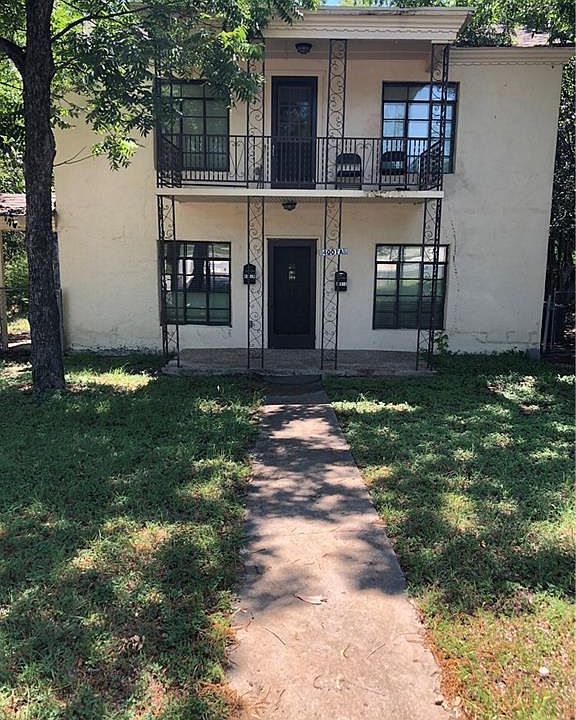 1st image of 4001 Maplewood Ave #A