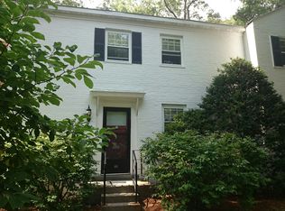 108 Sherman Rd, Chestnut Hill, MA 02467