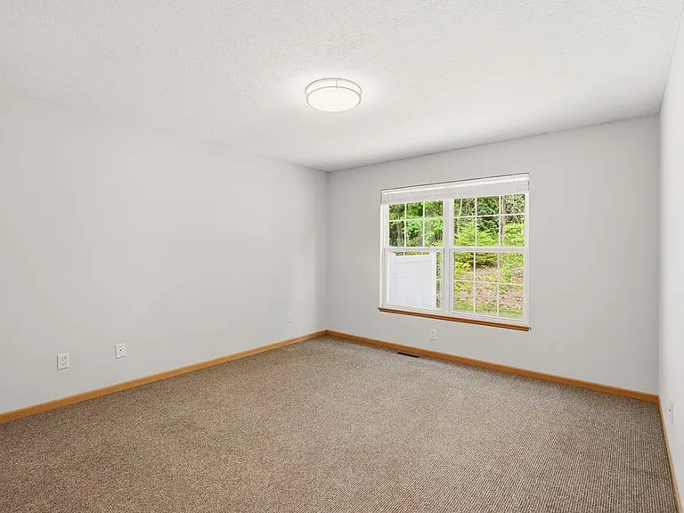 547 Moore Rd #5 — Photo 29