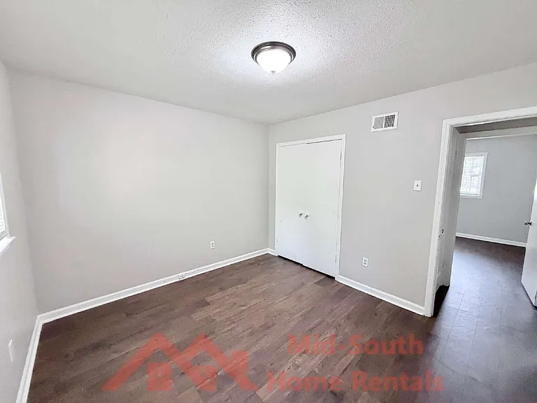 452 Delta Rd — Photo 16