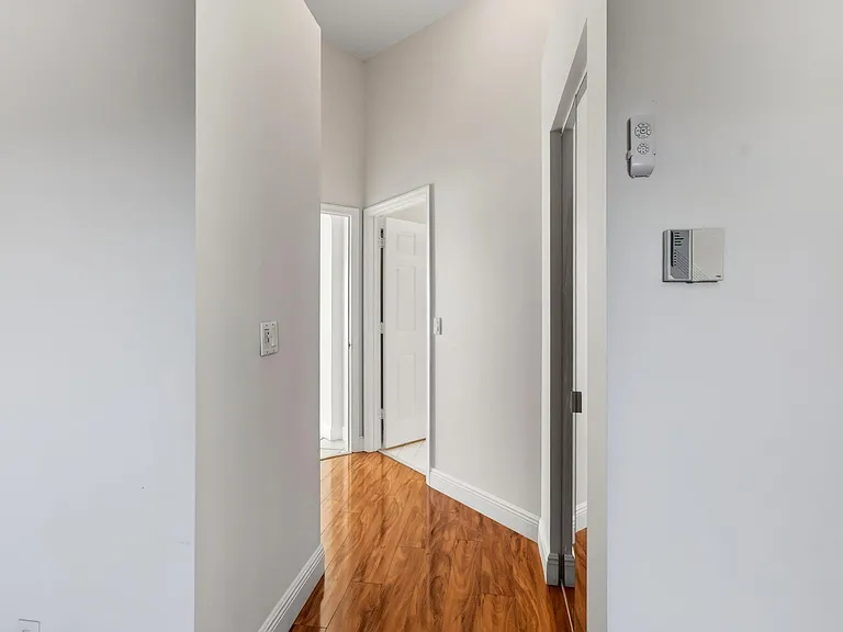 5225 Brookview Dr — Photo 68