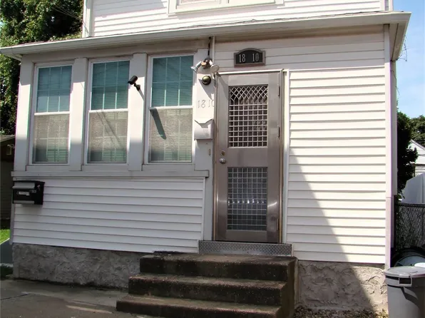 18-10 124th St, College Point, NY 11356