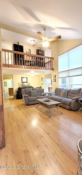 3rd image of 62 Meadow Rue Place Place