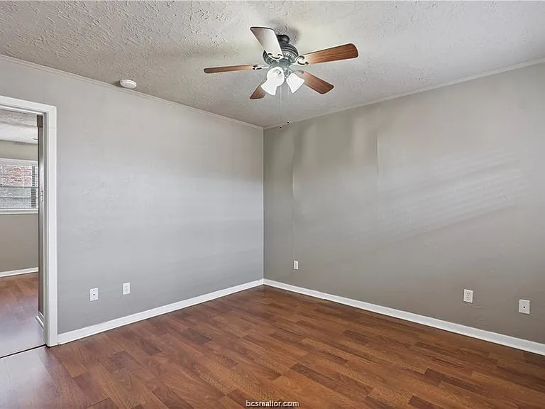 3906 Aspen St #E — Photo 3