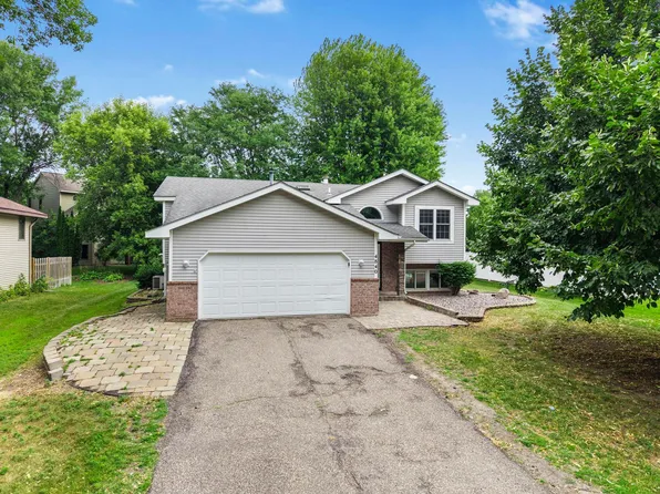 4840 Evergreen Ln N, Plymouth, MN 55442