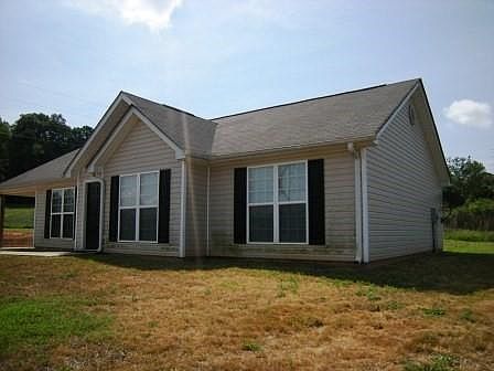 2nd image of 129 Farm View Ln