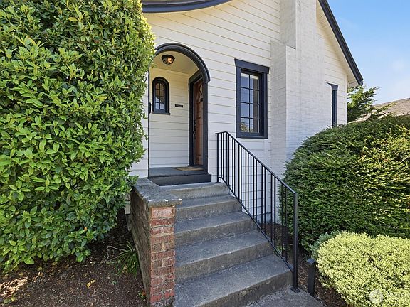 5th image of 4809 SW Findlay Street