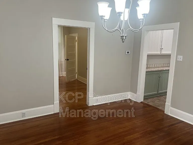 3101 Park Ave — Photo 6