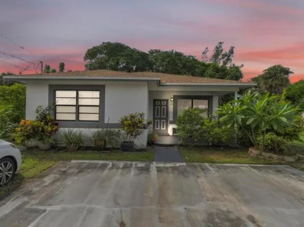 108 SW 2nd Street, Deerfield Beach, FL 33441