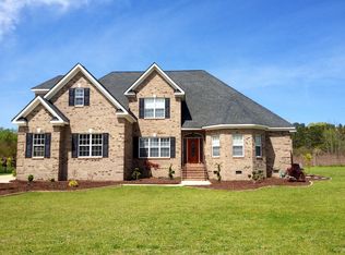 3196 Scarborough Ln, Rocky Mount, NC 27804